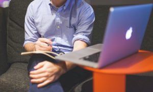 ホームページの制作ディレクターってどんな仕事？